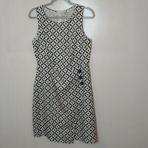Miss look women's Size Medium sleeveless dress. Casual or Career